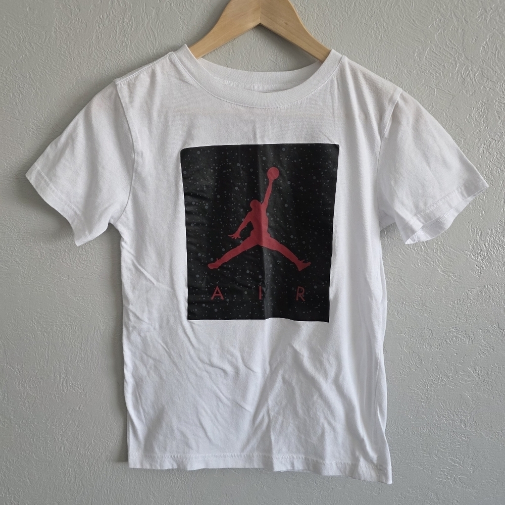 Jordan Youth Jumpman AIR Graphic T Shirt White Red Size L (12-13 Years)